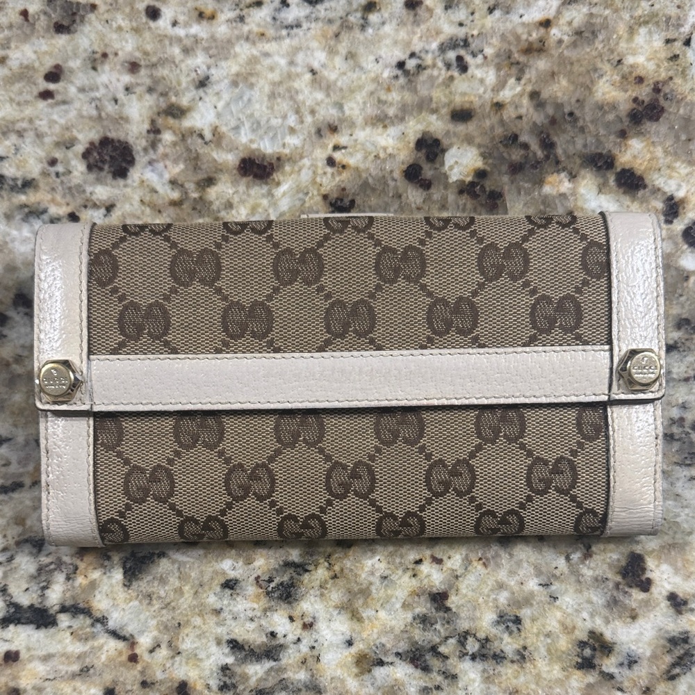 Vintage Gucci GG Canvas Beige with White Leather Continental Wallet